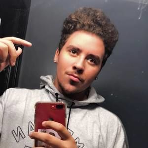 Meet your Posher, Izaiah